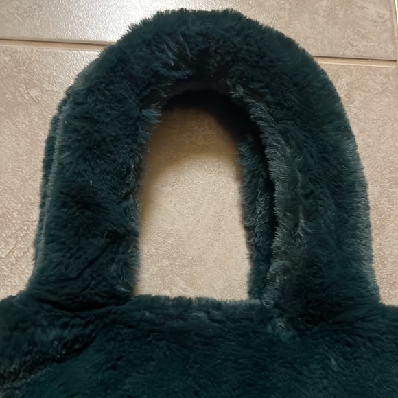 faux fur bag - Picture 2 of 4